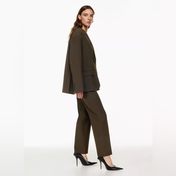 ARITZIA New Vogue Rich Cocoa Oversized Blazer - Picture 4 of 16